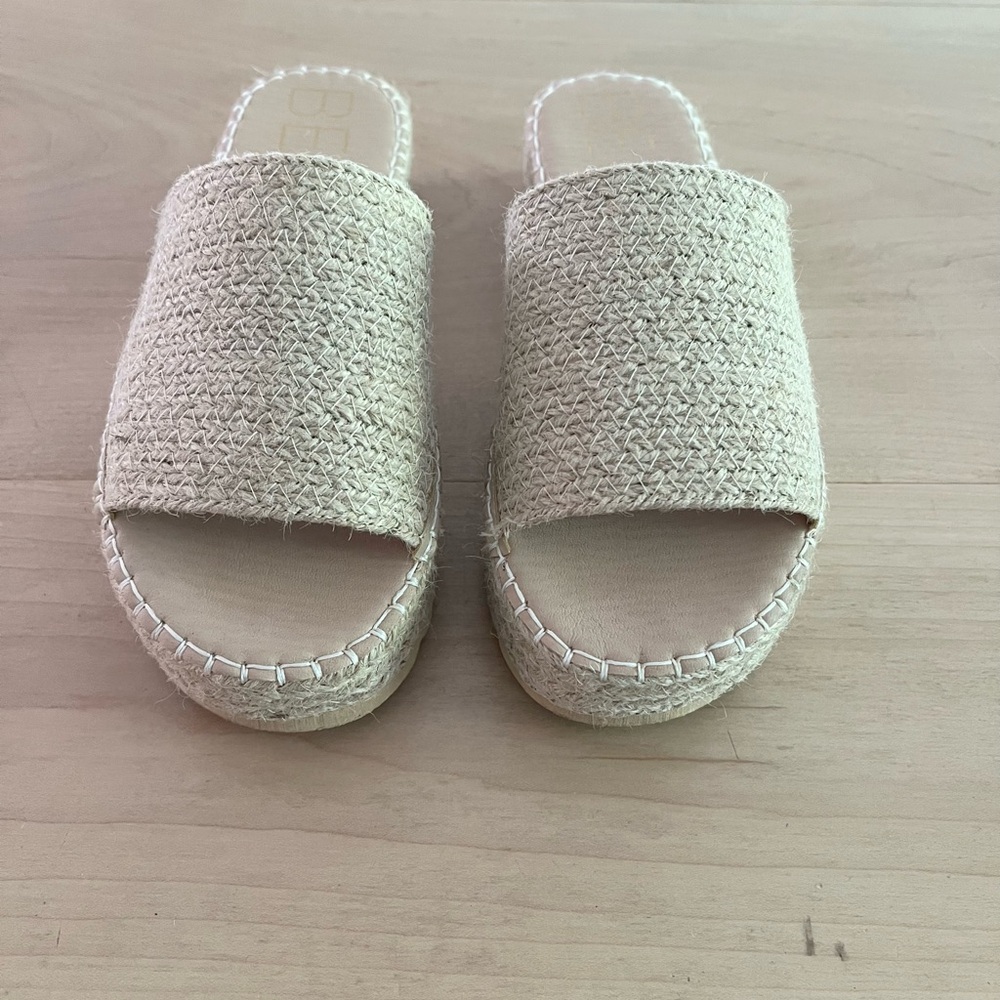 Matisse Beige Woven Slide Sandals - Picture 2 of 2